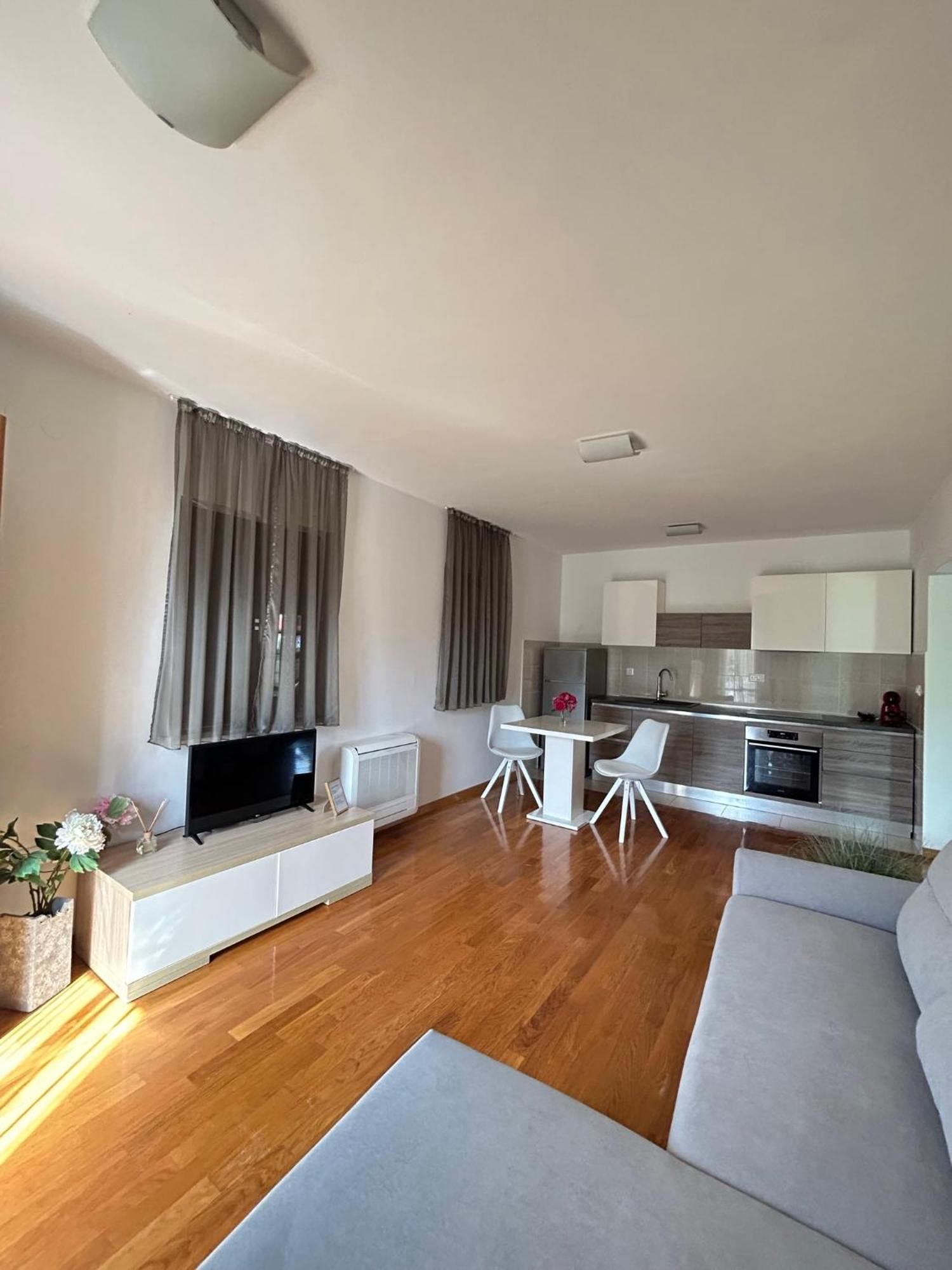 Apartments Vacanza ザダル エクステリア 写真